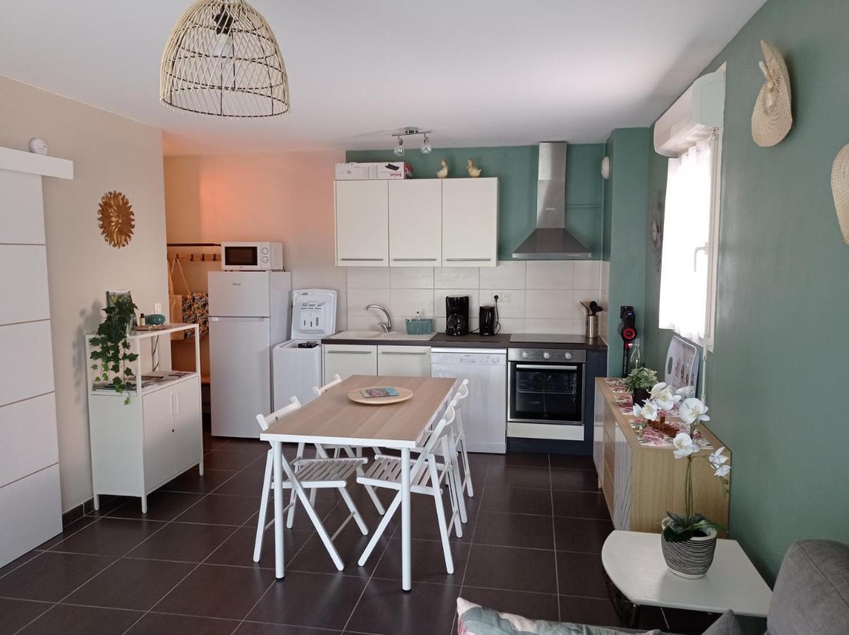 Le Soleil Du Luberon - T2 Avec Terrasse, Parking Et Clim Apartment L'Isle-sur-la-Sorgue Ngoại thất bức ảnh